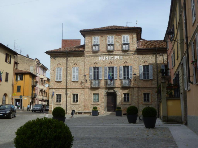 Varzi . Palazzo Municipale già Palazzo Tamburelli